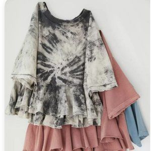 BDG Brontey Ruffle Hem Tee